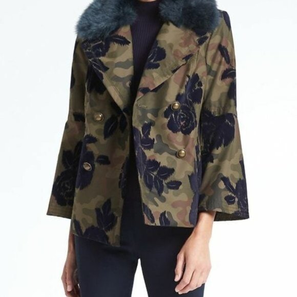 Banana Republic Camo Floral Peacoat - Picture 6 of 7